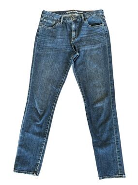 Eddie Bauer Boyfriend Midrise Slim Straight Leg Blue Jeans Size 4